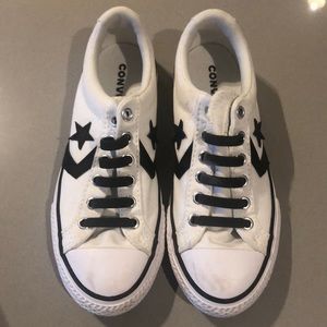 Kids converse size 1